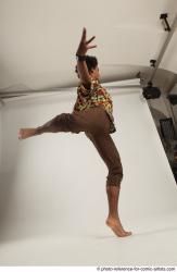 Garson DANCING POSE KRUMP